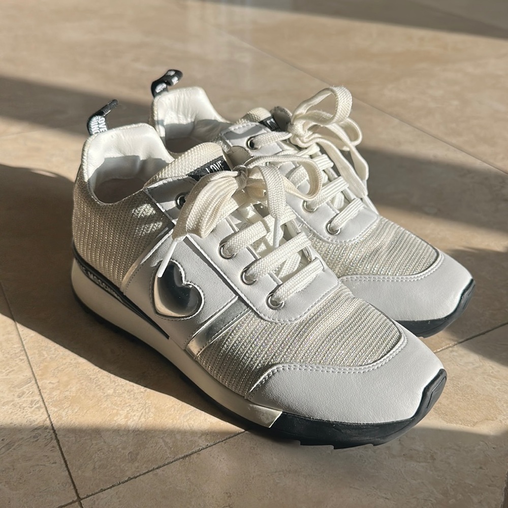 Love Moschino Lace-up Sneakers
